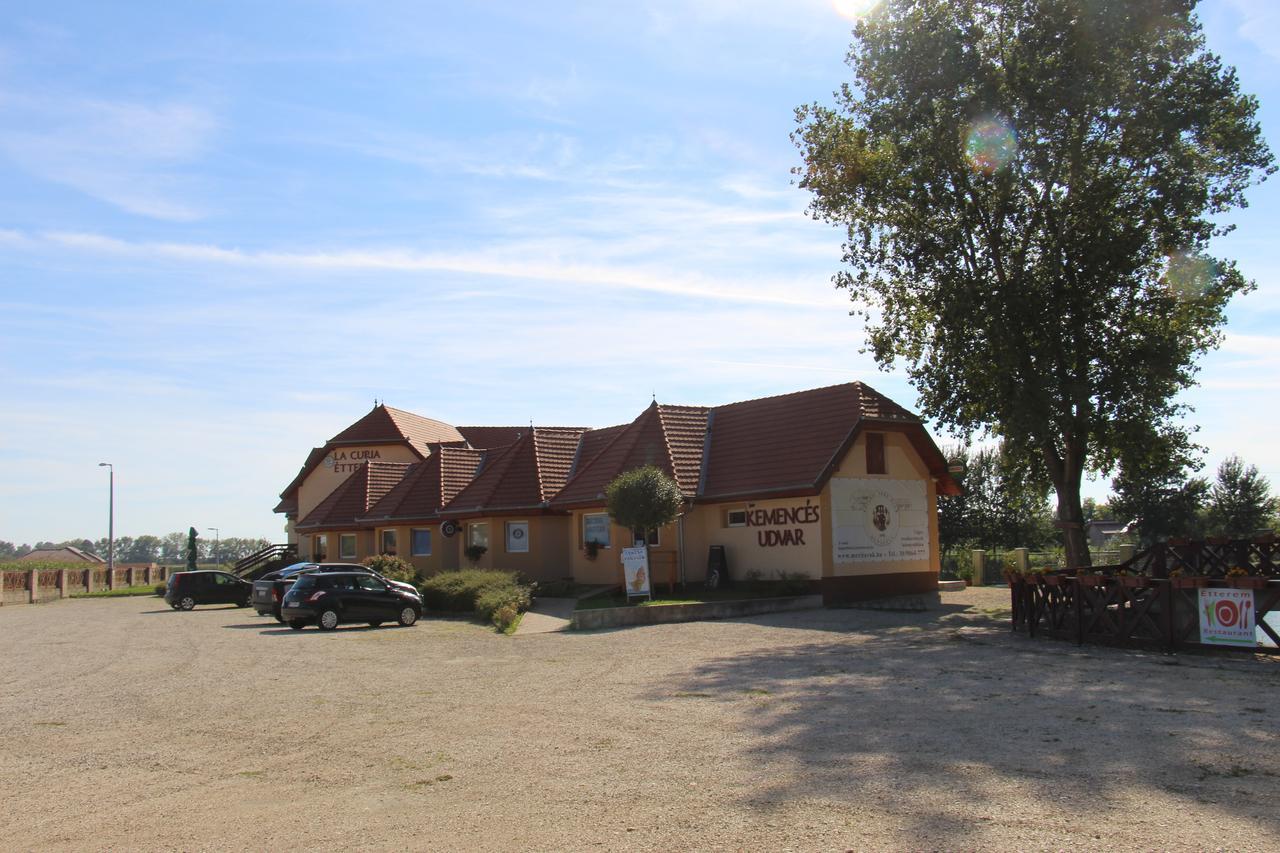 La Curia Panzio Bed & Breakfast Dunaszeg Exterior photo